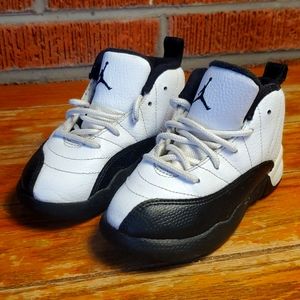 Jordan 12s white size 9c